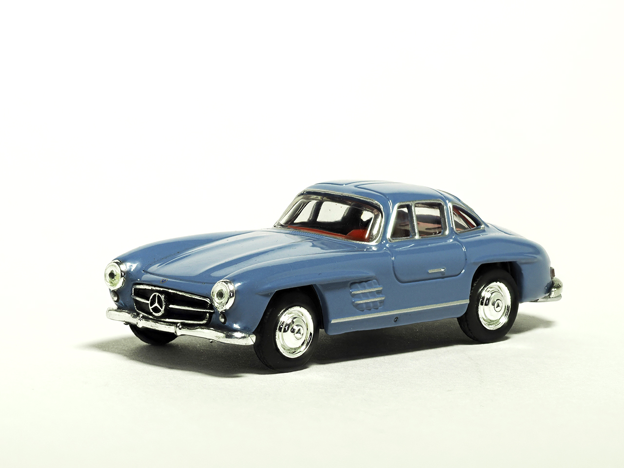 メルセデス300SL64シュコー前