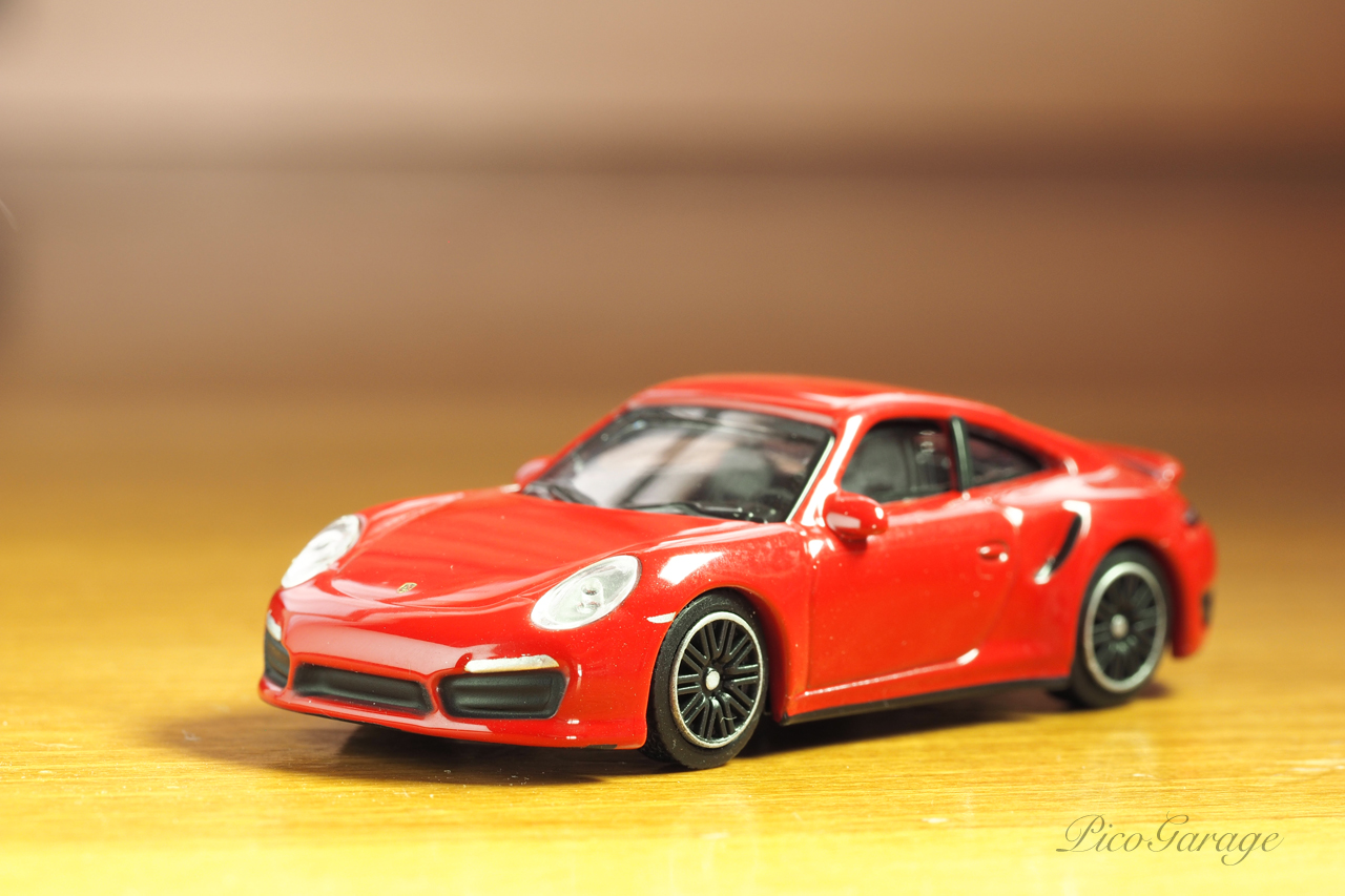 【Schuco】1:64 ポルシェ911ターボ（991赤）1