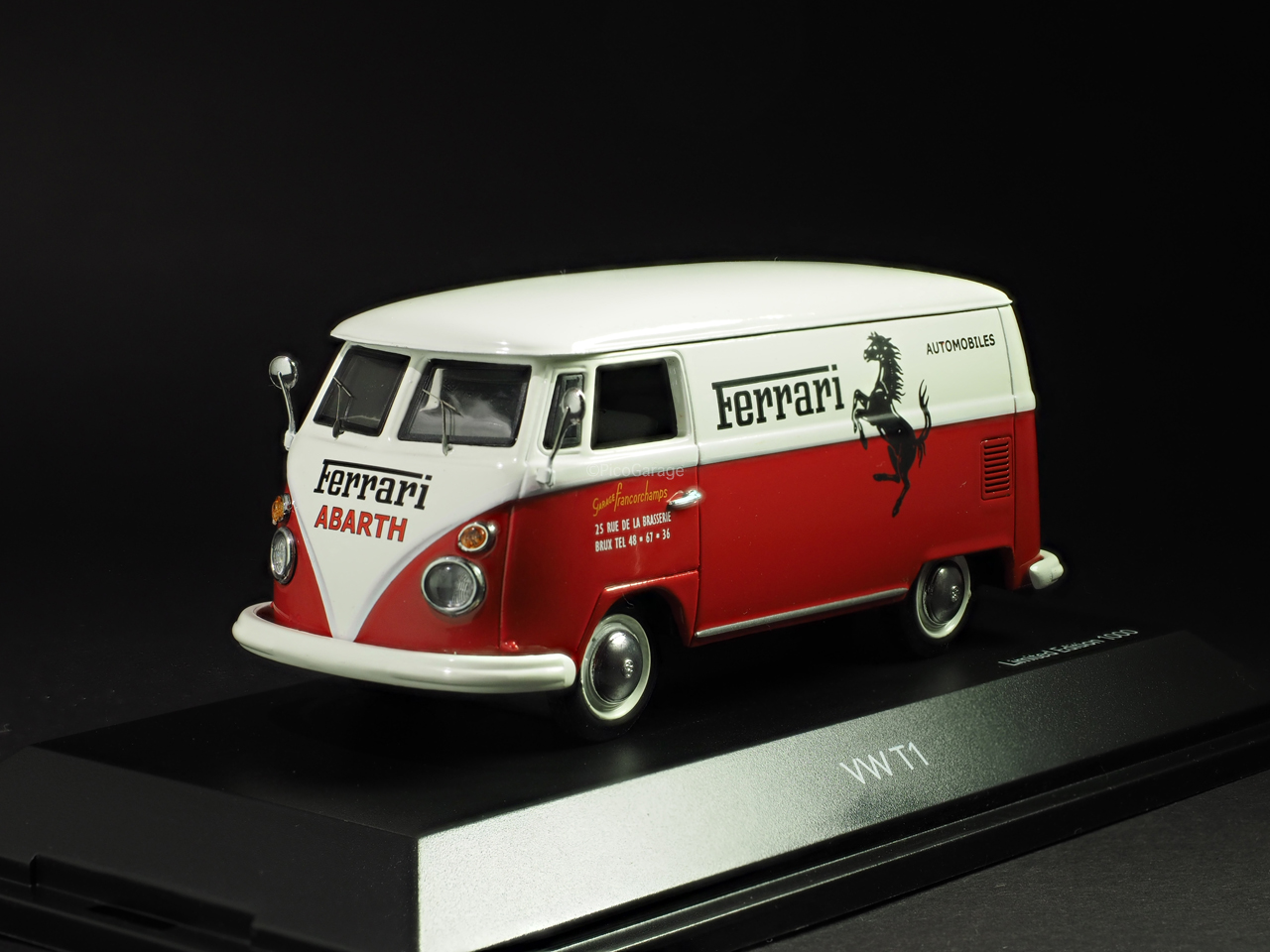 シュコー1/43VWT1フェラーリ_2